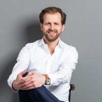 Dr. Christian Ahlers