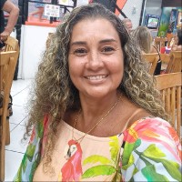 Simone Vasconcellos De Sousa Ferreira