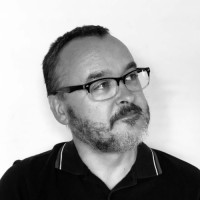 Simon Howe