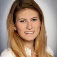 Sandra Holtz