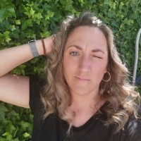 Kimberley Van Kinderen