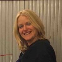Renate van der Hoeff