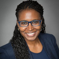 Juliana Aurelio, Mba