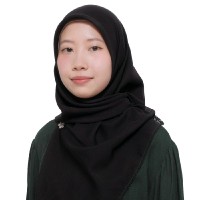 Nadia Amani U