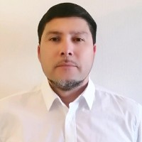 Héctor García R.