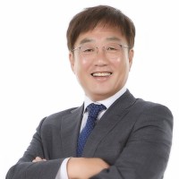 Max Cho