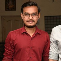 Vraj Chauhan 🌐