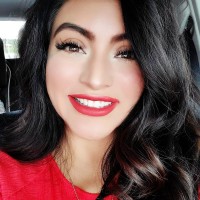Larissa Bustamante
