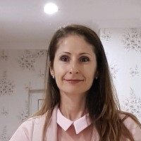 Lori Ro