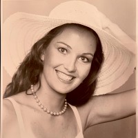 Donna Collins, Mba