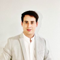 Sebastian Silva Flores