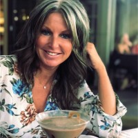 Yvette Worthington