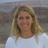 Amparo Mira Abaurrea