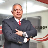 Carlos Tello