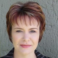 Belinda Lee