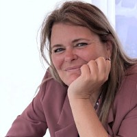 Caroline Curtis