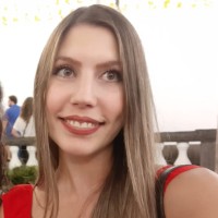 Cláudia Bettencourt