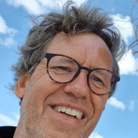 Robert J. de Boer