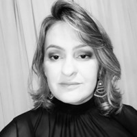 Patrícia Valesca Gomes