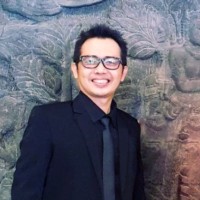 Dr. Novida Irawan, S.I.Kom, M.Si