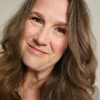 Christine Savage