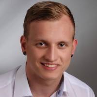 Lars F.