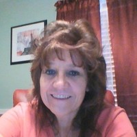 Gloria Knott