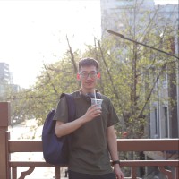 Yipeng Zhang