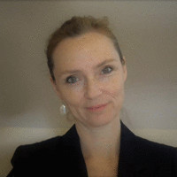 ARANTXA ACOSTA ESQUIVA