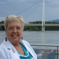 Laura Winter