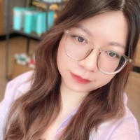 Trang Le
