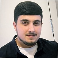 Yura Snkhchian