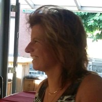 Sandra van der Loo