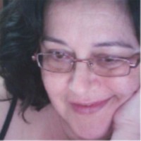Yolanda Flores