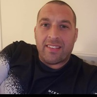 Paul Kearney The White glove courier service