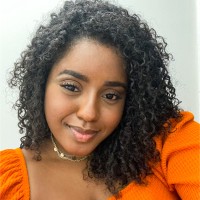 Emanuelle Aguiar