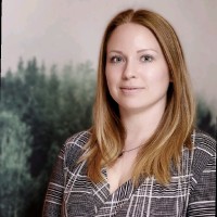 Angela Lynch