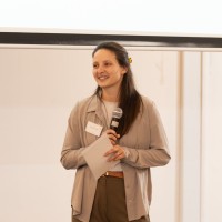 Maya Shuster - מאיה שוסטר