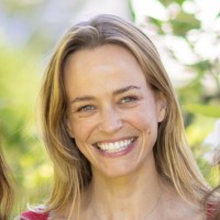 Courtenay Washkowitz