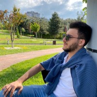 Emirhan Çeli̇k