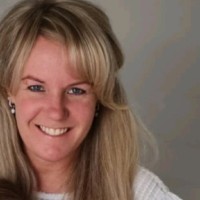 Mirjam De Moes