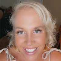 Julie Smith