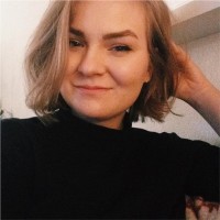 Zoë Main
