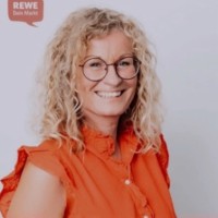Cornelia Lang