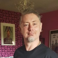 Derek Scholes