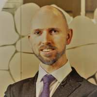 Dr Kieran Owens