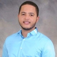 Carlos E Rodríguez A