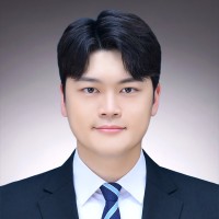 김유성