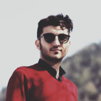 Erfan Pashang pour