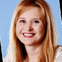 Julija Lavrac Dr.